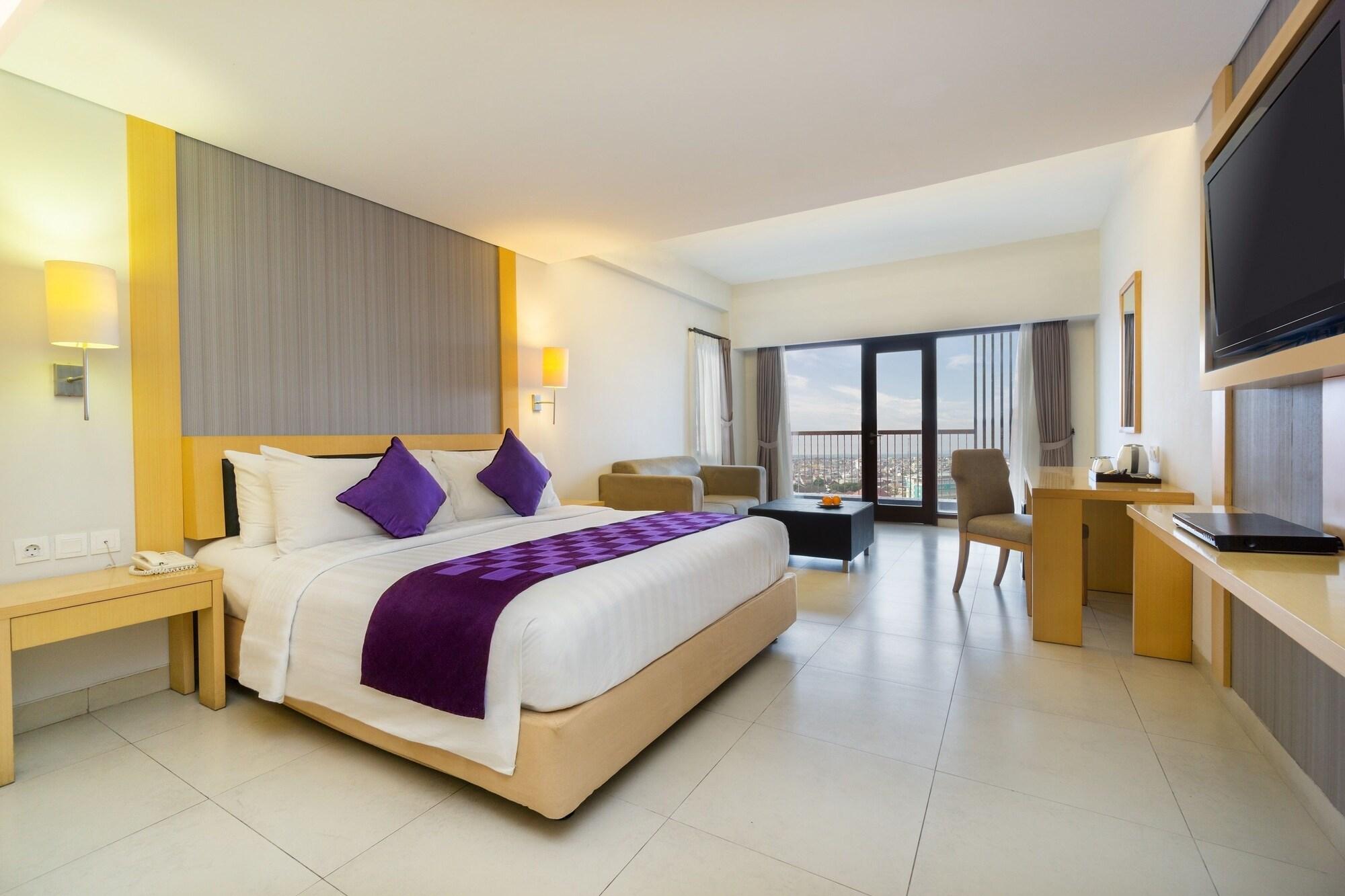 Quest Hotel Kuta By Aston Exterior foto
